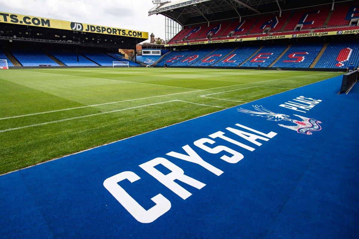 Joel Ward recibió el esférico en la media luna para con un zapatazo mandarlo guardar y vencer al cancerbero Rui Patricio para abrir el marcador a favor de los locales apenas reanudado el segundo tiempo.