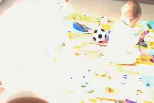 En enero de 2018, la actriz dejó ver por primera vez, aunque sea de perfil, el rostro de uno de sus hijos.