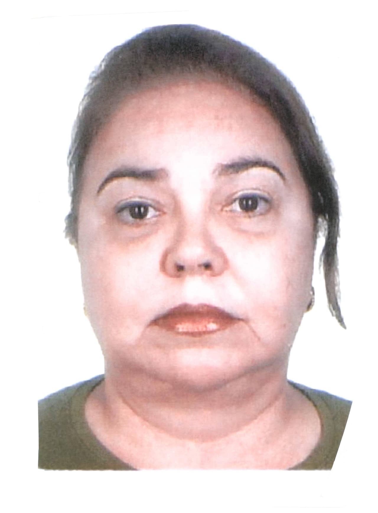 <h3 class="cms-H3-H3">Heloísa Goncalves Duque Soares Ribeiro</h3>
<br>
<br>Con 71 años cumplidos, esta brasileña es buscada
<a href="https://www.interpol.int/How-we-work/Notices/View-Red-Notices#2018-89732" target="_blank">acusada de asesinato y tortura. </a>
<br>