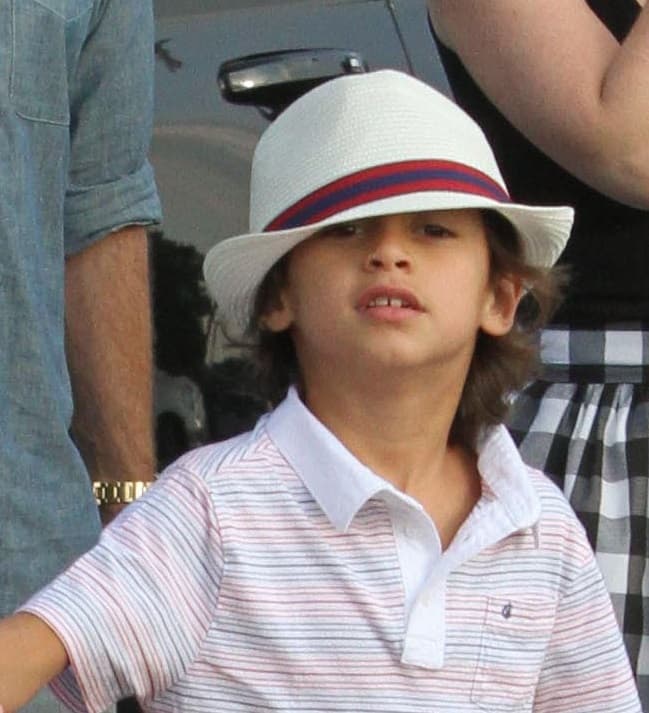 Al igual que su padre, Max tiene una gran personalidad.