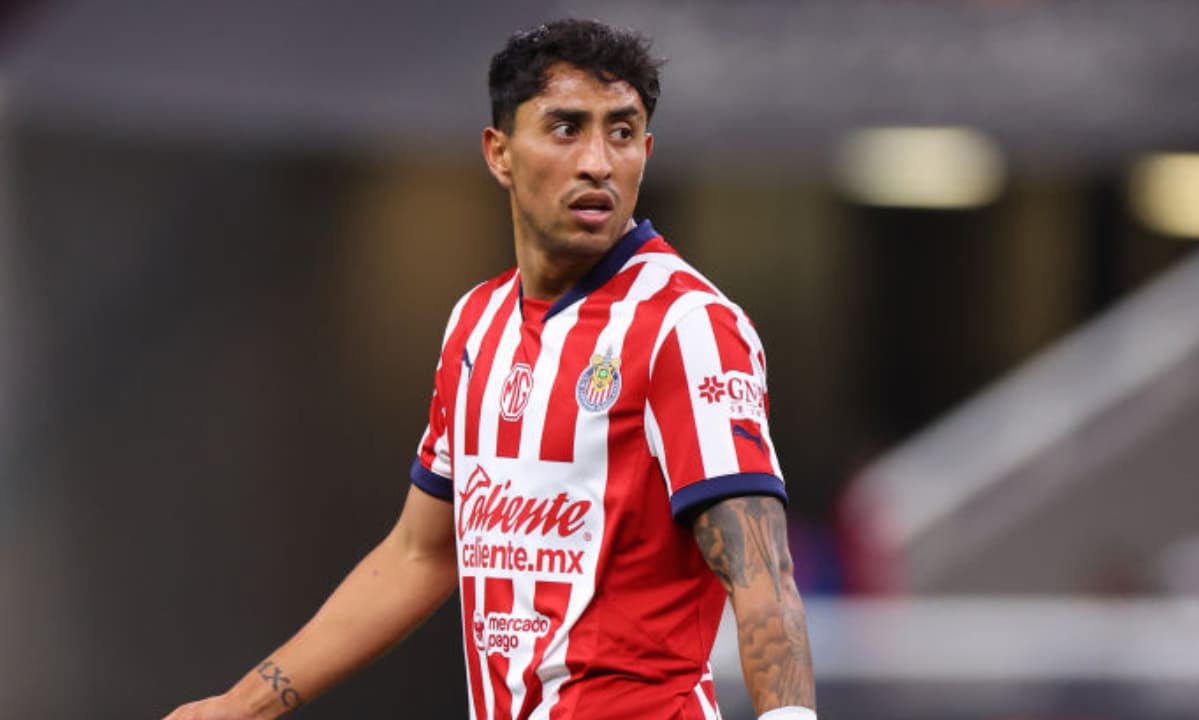 ¡Sin peso! Refuerzos de Chivas no han marcado diferencia