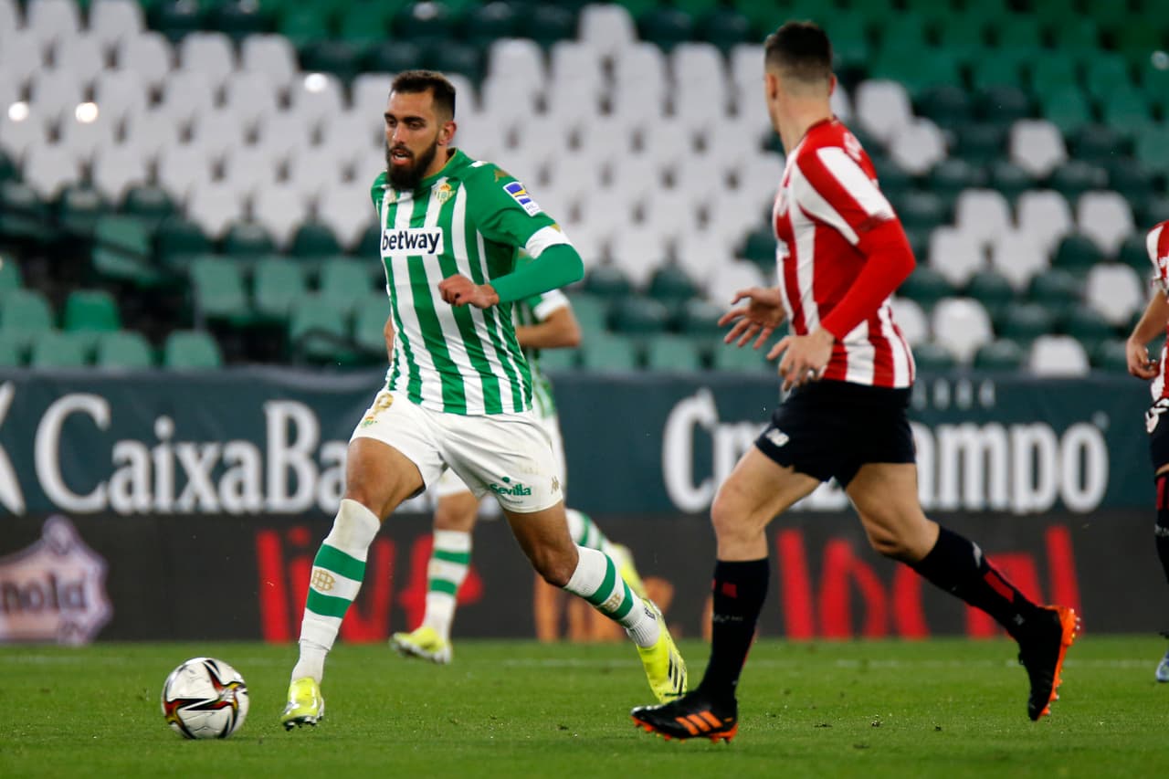 Juanmi Jiménez marcaba al 84’ el gol que ponía al Betis en la siguiente fase, pero en el último aliento del juego, apareció Raúl García (90+4’) para mandar al alargue. En los tiempos extra no se movió el marcador y todo se decidió en tanda de penales. Juanmi y Canales fallaron por Betis. Sevilla, Levante y Barcelona, completan los clasificados a las Semis de la Copa del Rey.