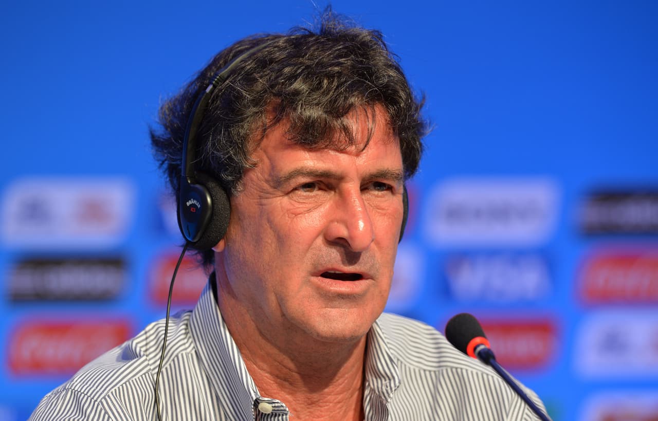 Kempes lamenta pasar de pensar en la Champions a estar cerca del descenso