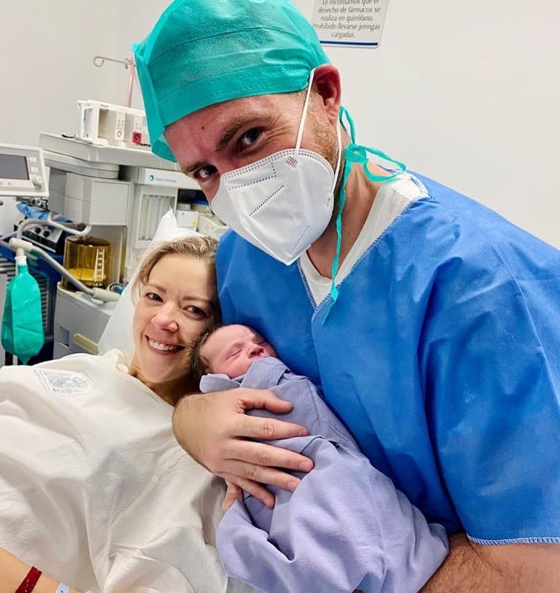 <b>Día del parto</b>
<br>
<br>La foto del 19 de diciembre donde comparte un momento de hace un año cuando su hijo Liam nació es de las más populares que tiene, con más de 327 mil me gusta.