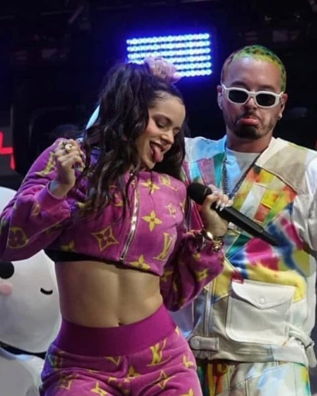 Otros que han tenido muchísimo éxito con su segundo dueto son Rosalía y J. Balvin.