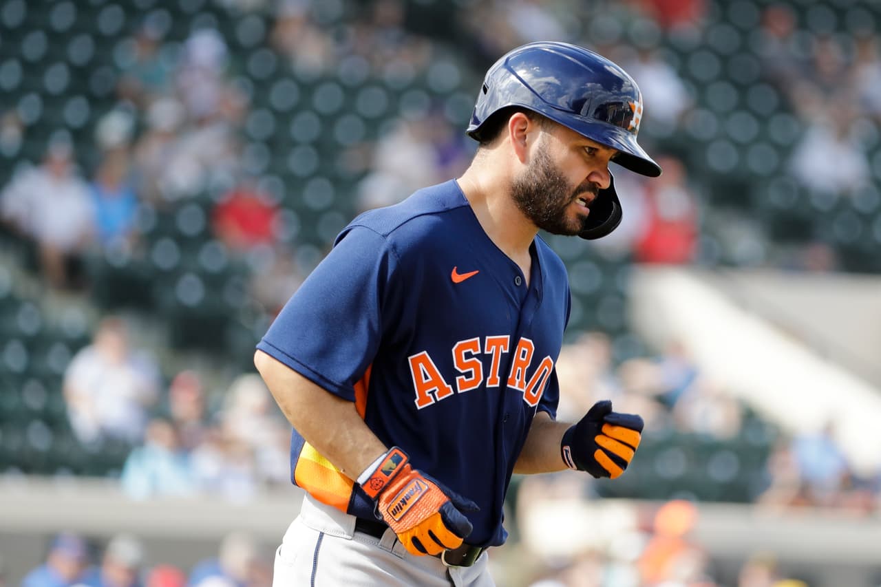 José Altuve fue abucheado en el juego de pretemporada de Astros