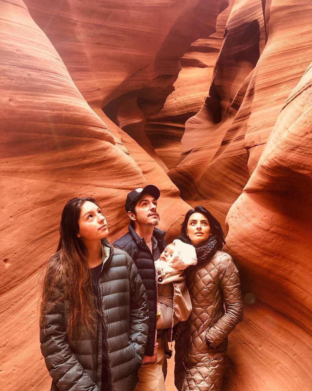 Ambos también coinciden en que entre sus deseos está “viajar...
<b>Nos gusta mucho viajar, todos saben eso</b>”.