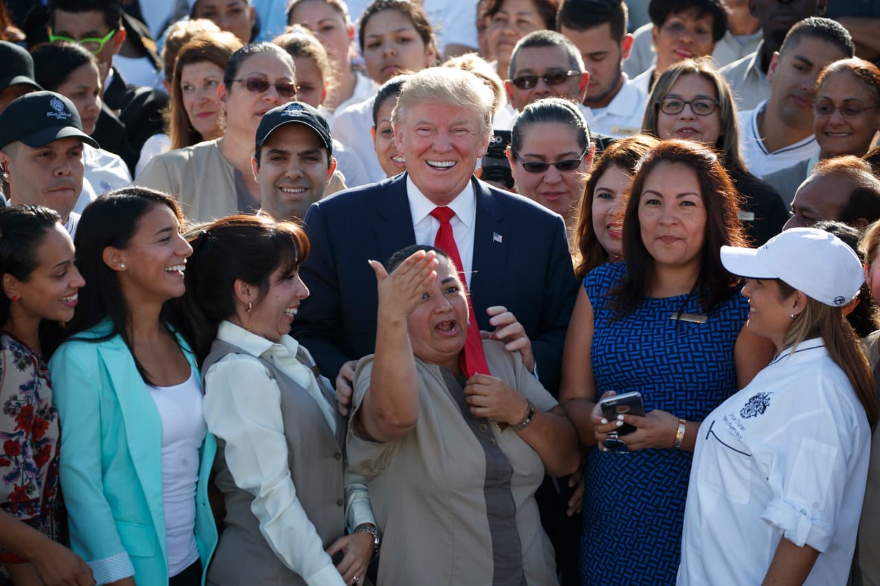 La Organización Trump dice que usará E-Verify para no contratar indocumentados: ¿qué tan seguro es?