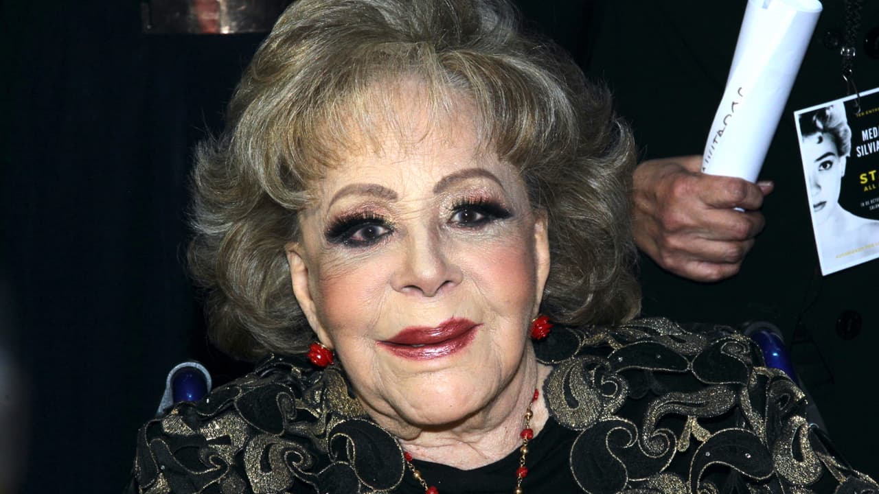 Silvia Pinal está en terapia intensiva, confirman