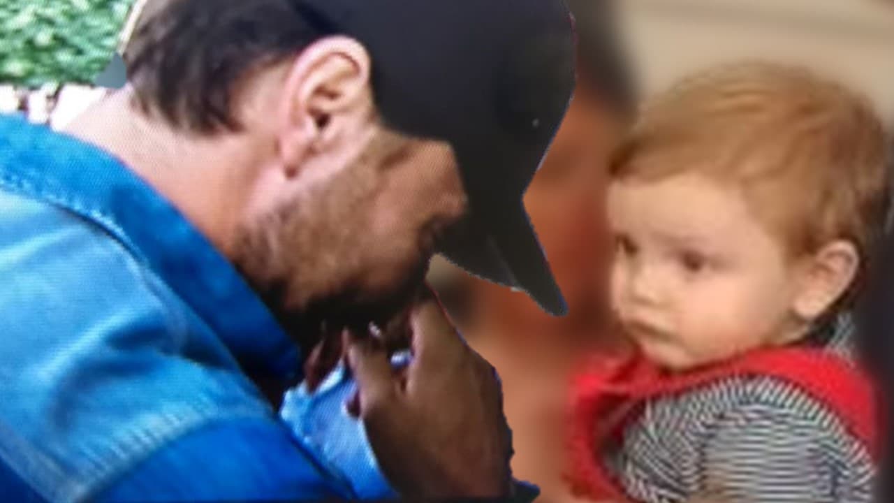 Llora Julián Gil porque le arrebatan a su hijo Matías de los brazos