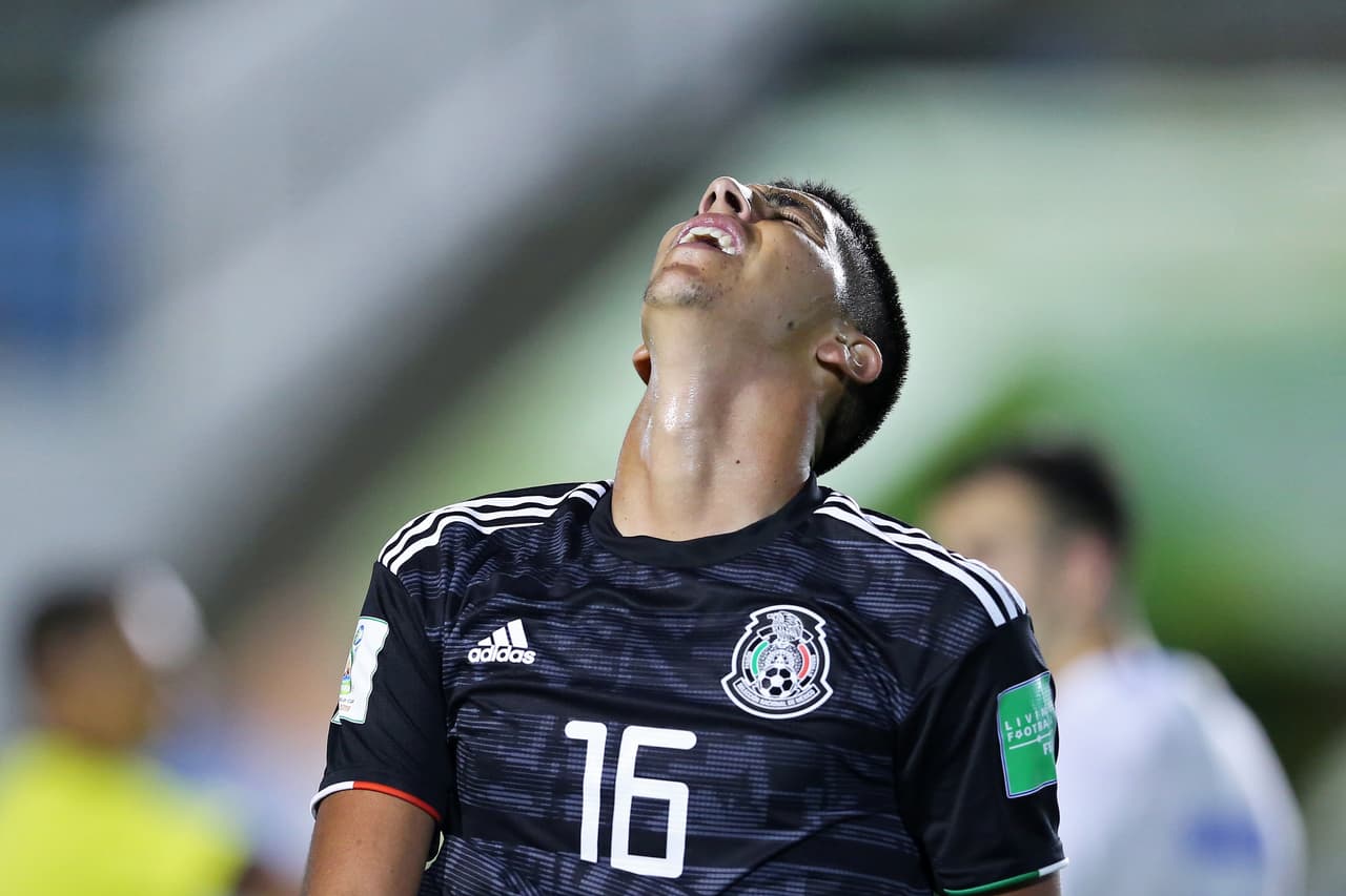 Israel Luna fue el encargado de cobrar la pena máxima y falló.