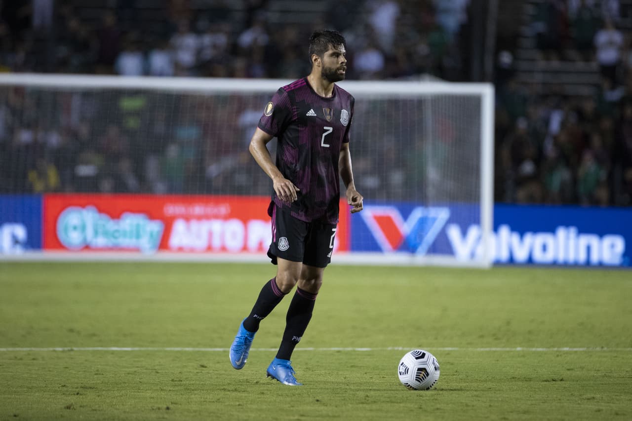 Tras su decepcionante debut ante Trinidad y Tobago, el Tricolor consiguió su primera victoria en la Copa Oro de la mano del 'Mellizo', quien hizo dos goles, y Orbelín Pineda, quien marcó el tercero.
