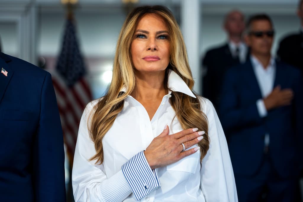 Melania Trump visitará escuelas en Carolina del Norte para abordar el uso de la tecnología en plena controversia por la regulación de la IA