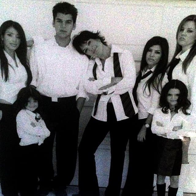 Tras haber tenido seis hijos sigue luciendo ¡espectacular!