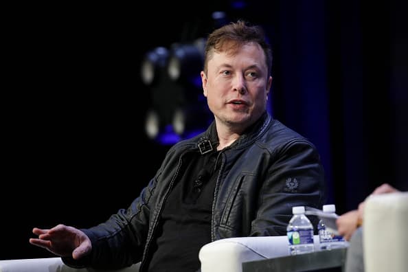 Elon Musk amenaza con trasladar la sede de Tesla a Texas o Nevada en medio del cierre en California