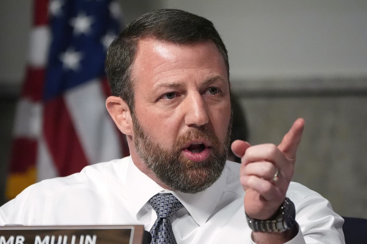 ¿Quién es Markwayne Mullin? Trayectoria del nuevo secretario de Seguridad Nacional que anunció Trump