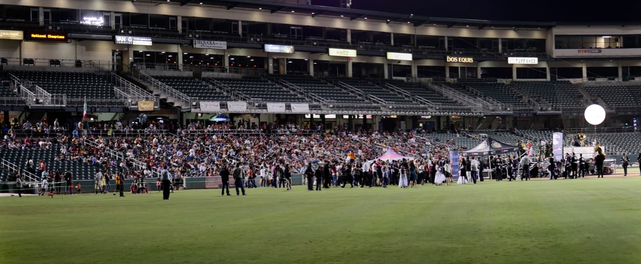 Así se vivió la celebración de El Grito de Independencia de México en Fresno.