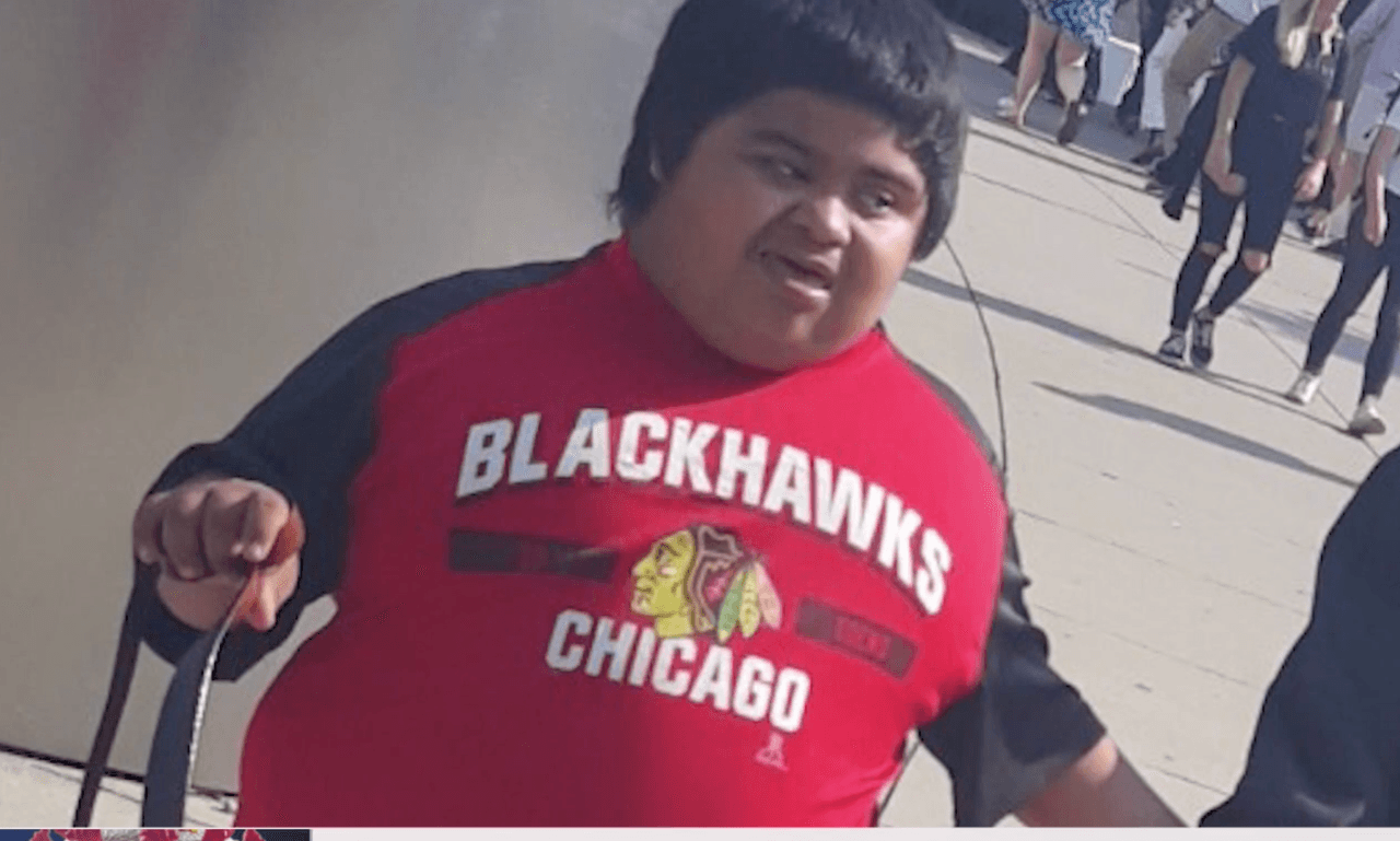 Alonzo o "nene", como le llamaban de cariño, padecía síndrome de Down y su sistema inmunológico estaba comprometido. Su cumpleaños fue una semana antes de fallecer, el pasado 16 de agosto, sin poder estar cerca de su madre.