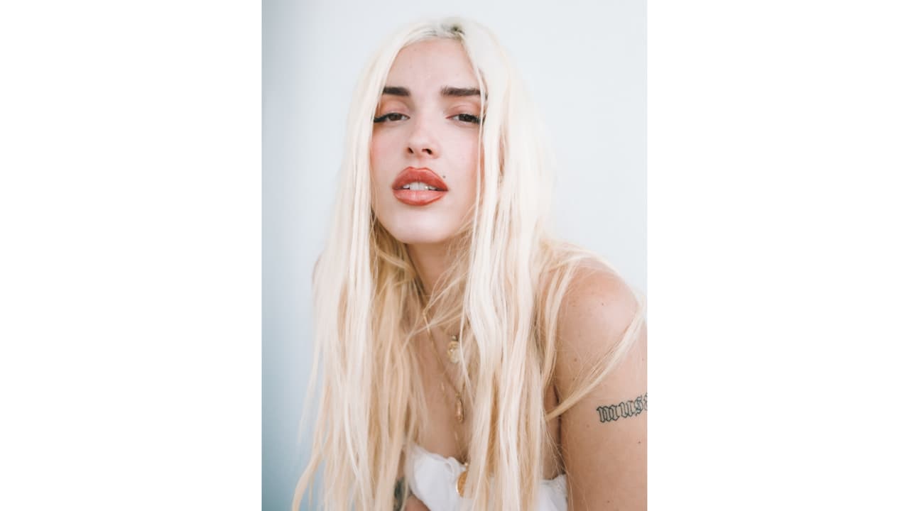 Elena Rose entre los artistas más nominados de Premio Lo Nuestro 2026