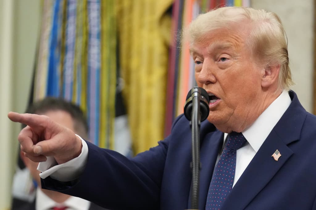 Donald Trump indulta a exsocio de Abramoff y a nueve condenados por violar controles de emisiones vehiculares