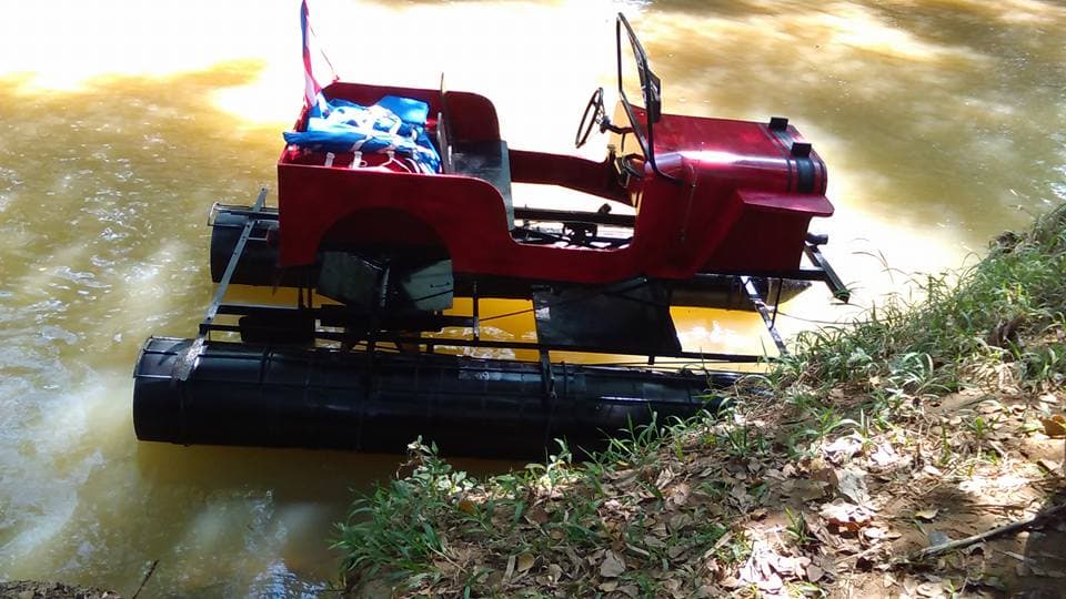 Los participantes invierten tiempo, dinero y esfuerzo en sus creaciones, que en ocasiones planifican y trabajan durante meses.