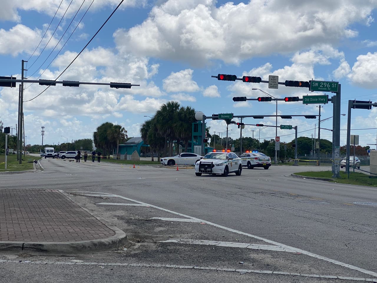 Buscan al conductor que atropelló y mató a un joven en una patineta eléctrica en el suroeste Miami-Dade