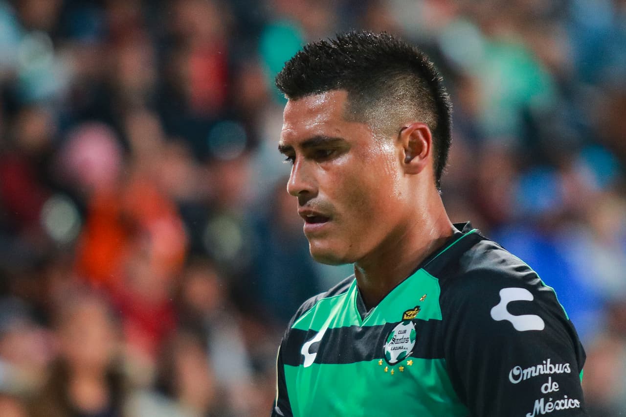 Osvaldo Martínez se despidió de la afición de Santos y ya está en Guadalajara