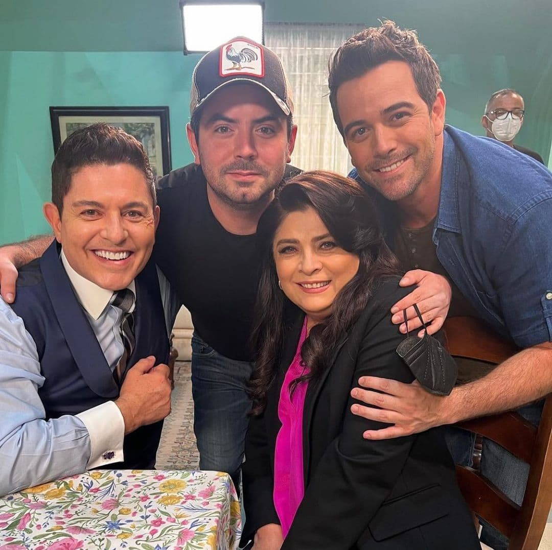 Señaló que se cayó durante las grabaciones de 'Corona de lágrimas 2' y lo que parecía ser un esguince en realidad fueron tres facturas.