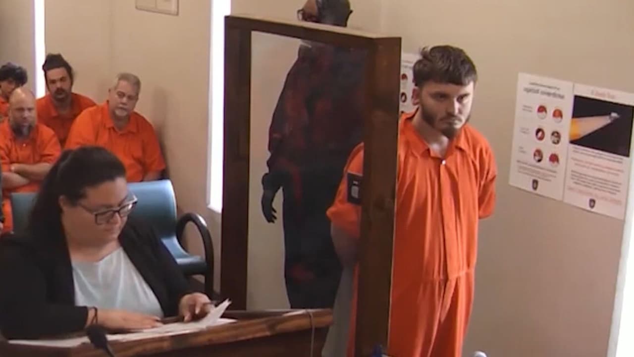 Niegan fianza al acusado de atacar a exnovia y provocar choque con agentes heridos