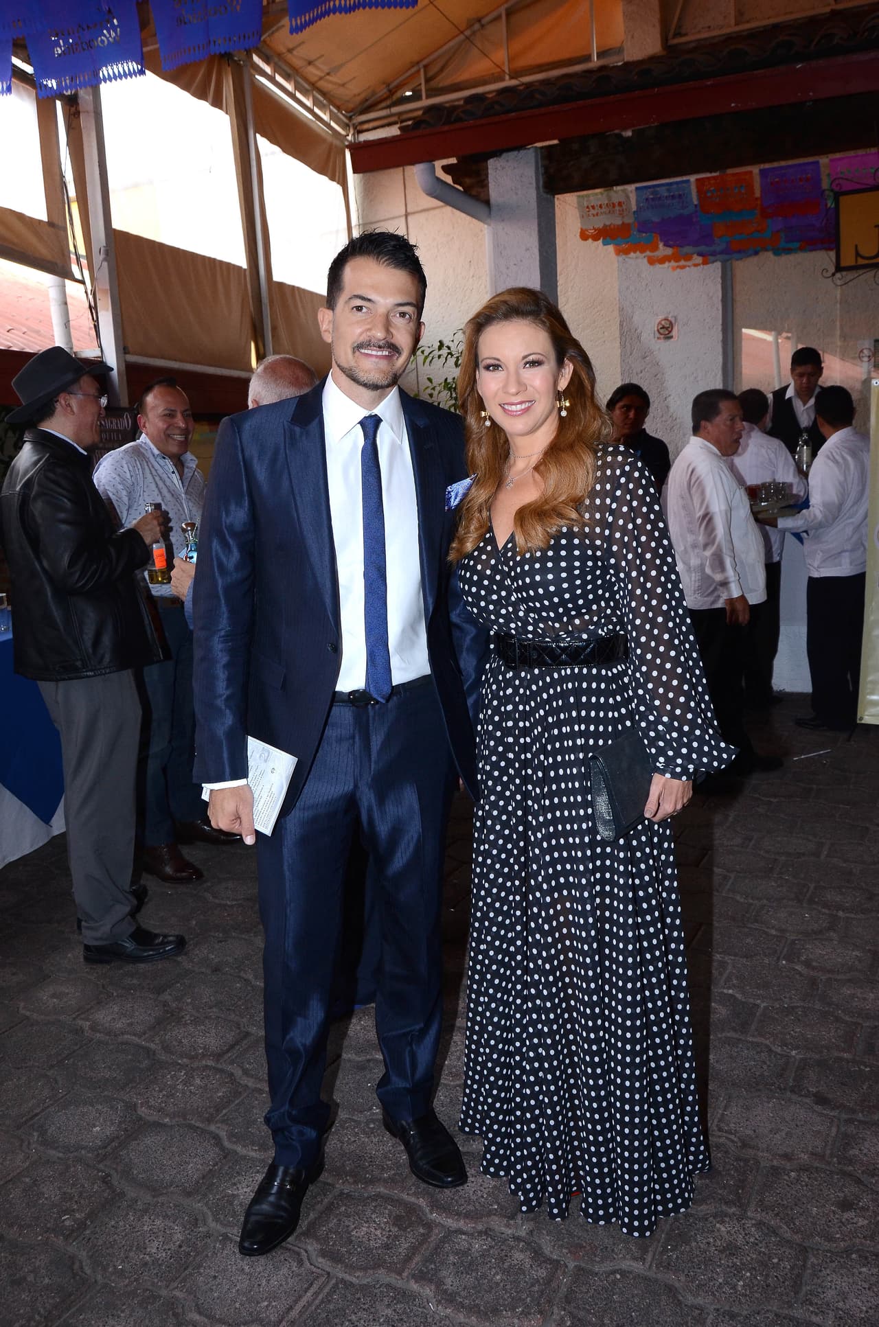 <b>Fernando del Solar</b> e
<b>Ingrid Coronado</b> vivieron un romance de telenovela durante algunos años y hasta tuvieron dos bebés, al que llamaron Paolo y Lucciano.