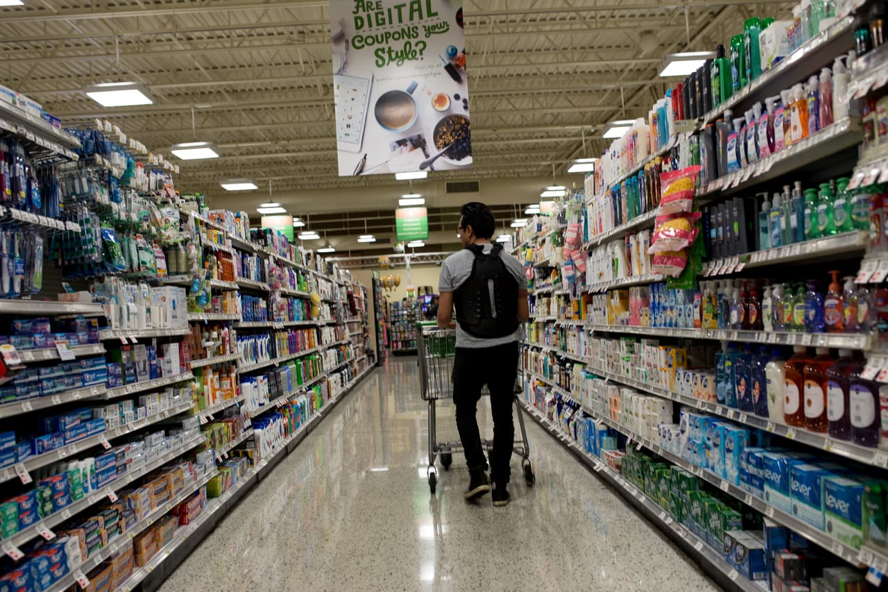 "Era obsesivo con el deporte y la alimentación, ahora no me privo tanto de las cosas. Si me provoca, me tomo mi copa de vino cada 15 días y, como me gusta el chocolate, lo como cada ocho días. No como carnes, azúcar, embutidos ni enlatados y los tumores siguen yendo y viniendo, no creo que eso dependa de mi estilo de vida.
<br>