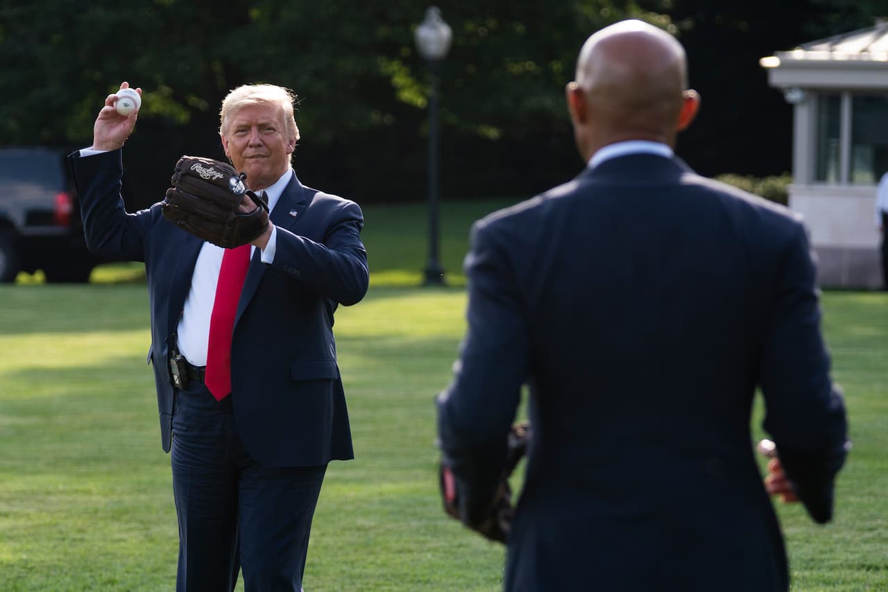 Trump no hará primer lanzamiento en juego de Yankees