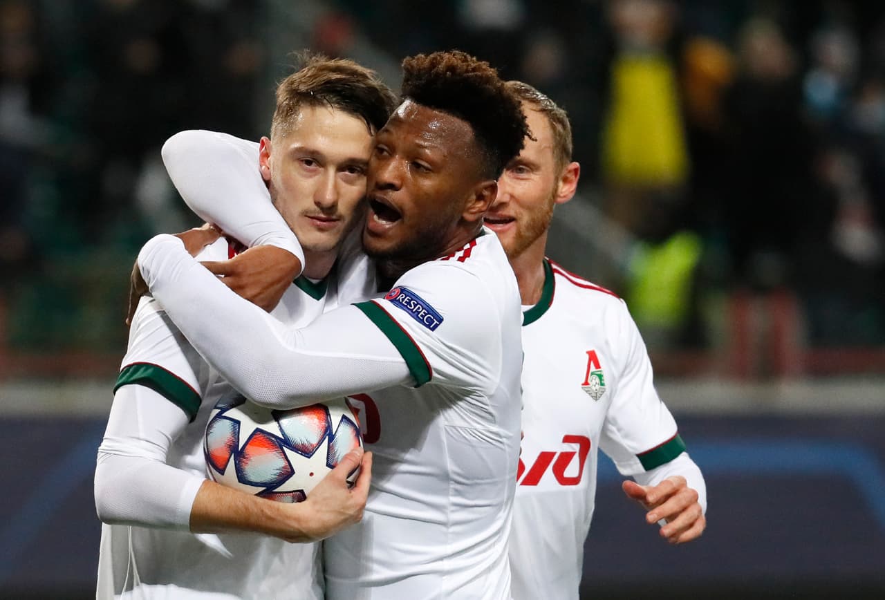 Tras igualar a un gol en Moscú, los del ‘Cholo’ cerraron con cuatro unidades la tercera fecha de la competición. | Héctor Herrera asistió a Giménez (18’) para que abriera el marcador. El empate llegó por la pena máxima cobrada por Miranchuk (25’) y cometida por el mexicano. El cuadro ruso llegó a dos unidades.