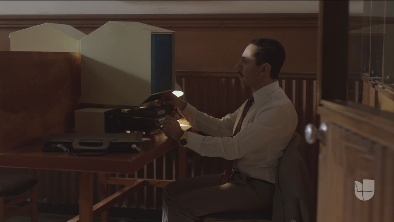 La era digital estaba muy lejos de llegar a principio de los 90, por eso en las hemerotecas se podían consultar los periódicos antigüos gracias a los proyectores de microfilm.