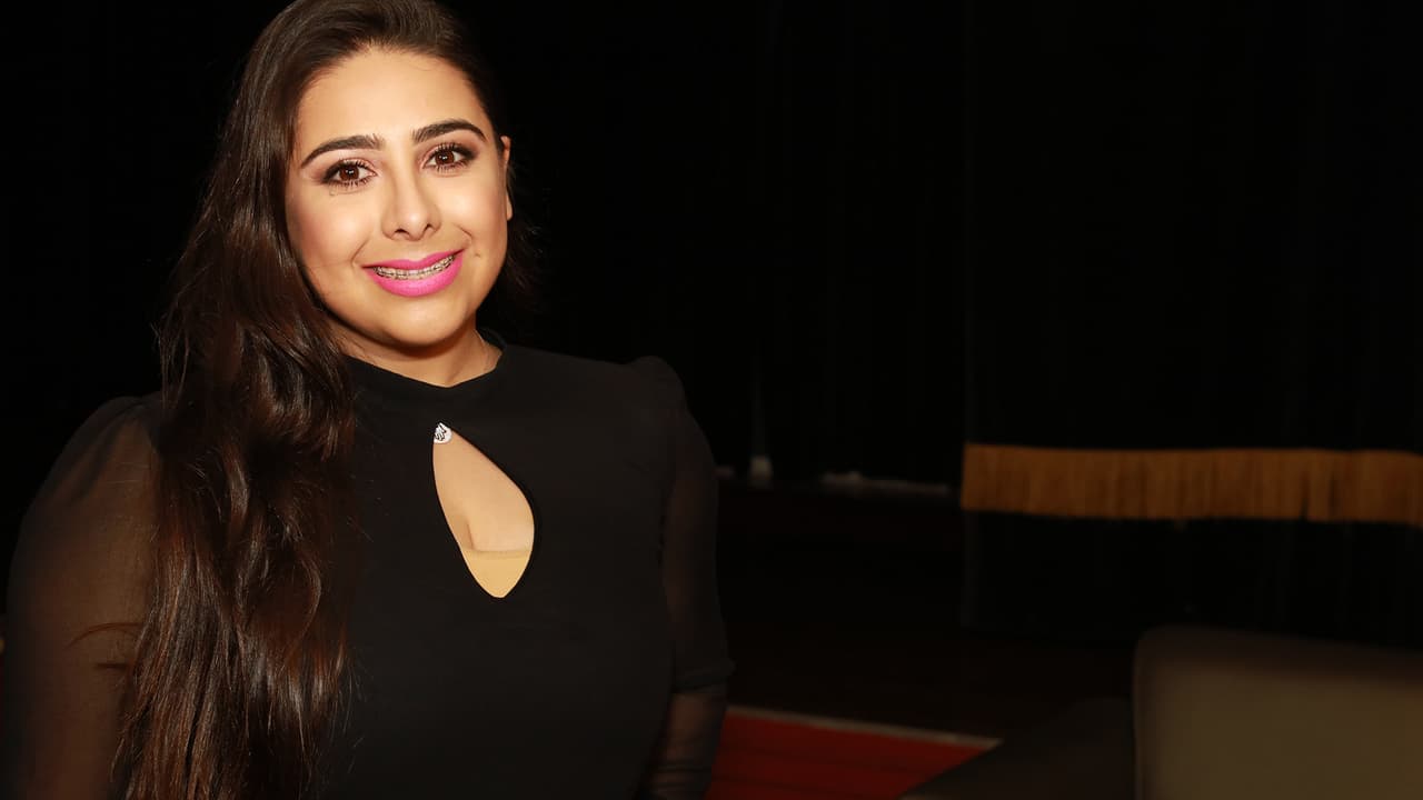 La primera eliminación de La Reina de la Canción fue muy dura, pues los capitanes seleccionaron a cuatro chicas para que dejaran la competencia: Paloma Carrasco, Vivian Mitre, Gabby Castro y Claudia Fernanda.