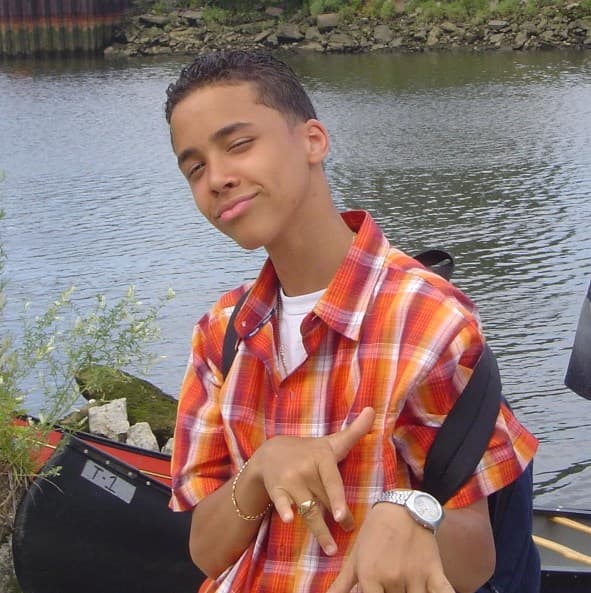 Antes de la fama, Prince Royce vendió celularers para costear los gastos y financiar su sueño de llegar a ser una gran estrella de la música.