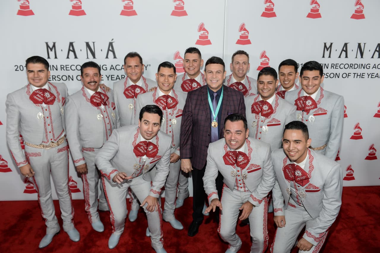 El Mariachi Sol de México de José Hernández formó parte del gran tributo.