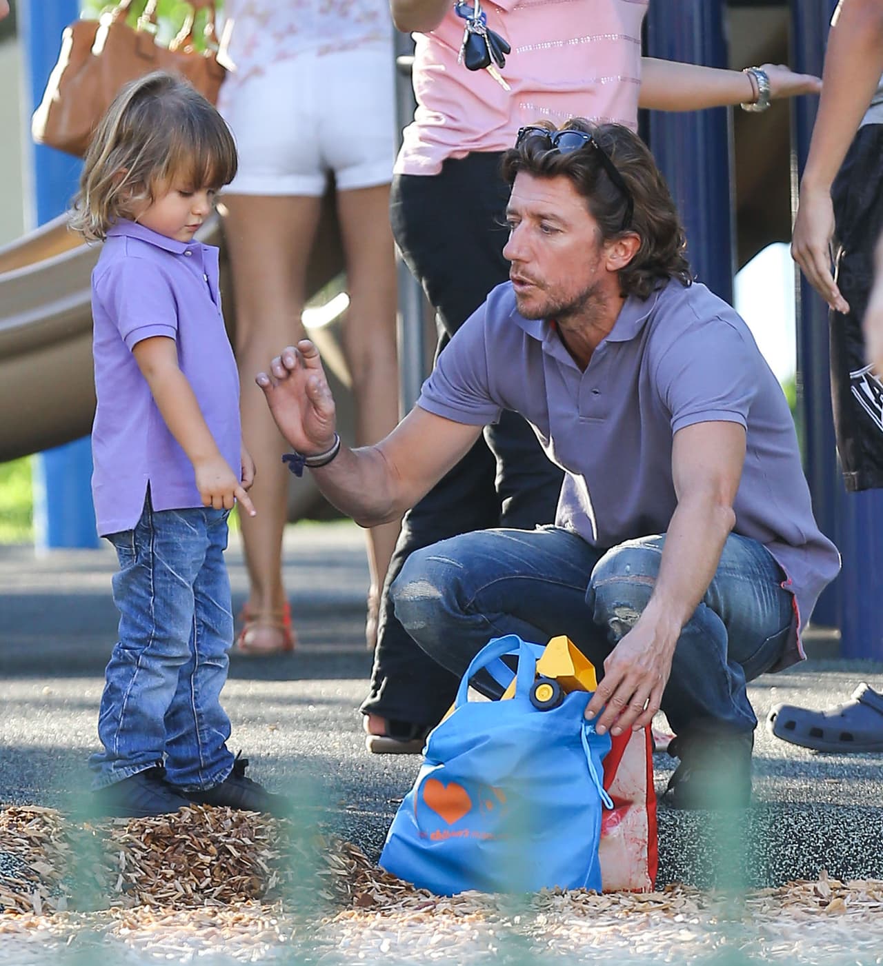 Colate jugando con su hijo Nico hace unos meses.