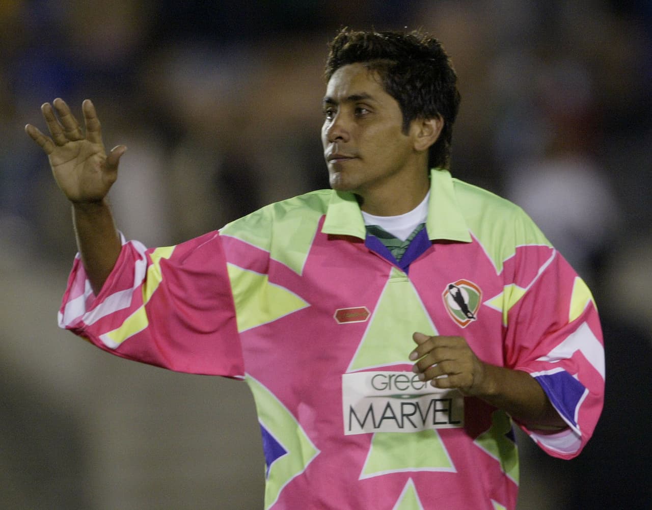 <b>Jorge Campos (Portero)</b>
<br>Uno de los mejores guardametas aztecas y conocido por sus indumentarias, fue el elegido bajo los tres palos.