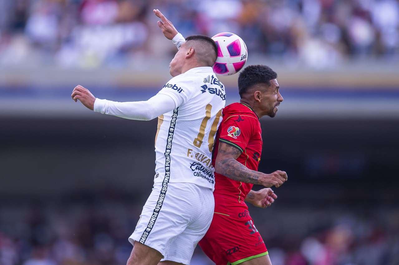 Washington Corozo salvó el partido para los de casa, con anotación ya en minutos extra (90+5') durante el encuentro entre Pumas de la UNAM y los Bravos de Juárez. A inicio, los visitantes anotaron autogol y ponían a los felinos arriba, pero fue anulado tras revisón por fuera de lugar.