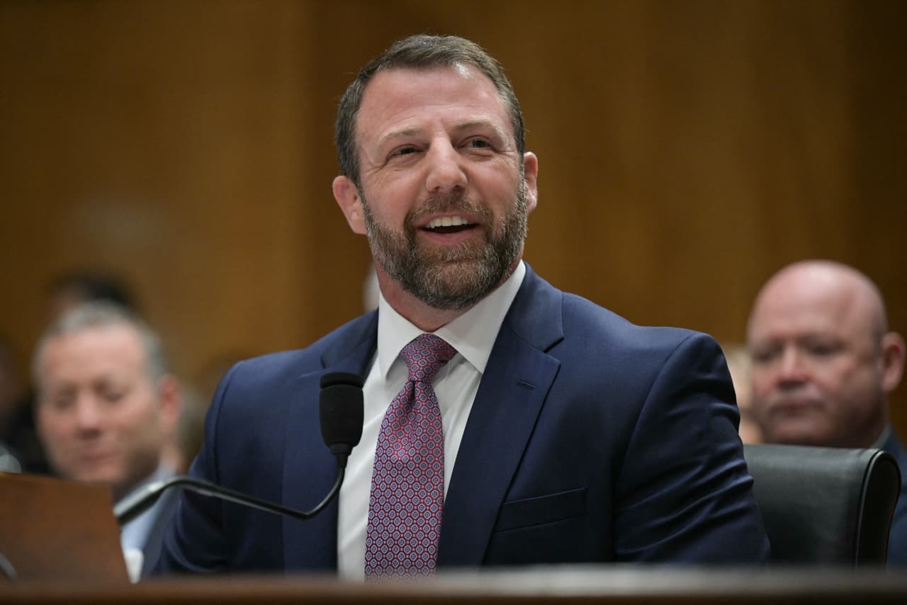 Senado aprueba a Markwayne Mullin como titular del Departamento de Seguridad Nacional