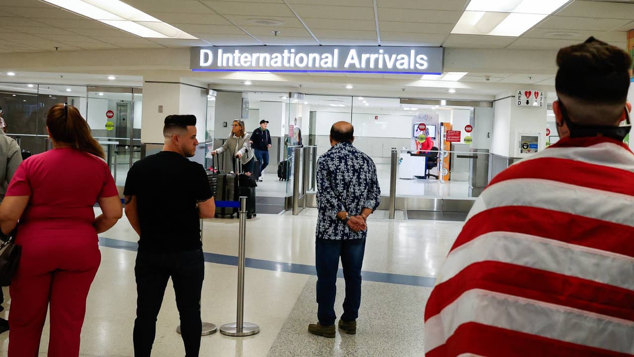 Explosión de la nave de SpaceX paralizó las operaciones en los aeropuertos de Florida por casi una hora