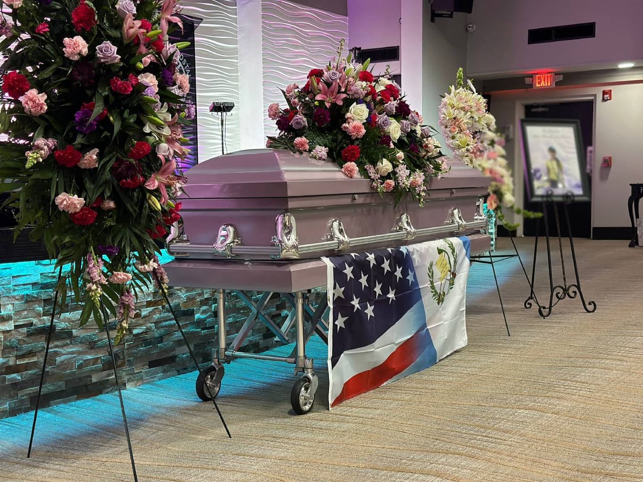 El señor Carmelo le pidió a toda la comunidad presente fuerza y muchas oraciones para intentar pasar este momento tan difícil junto a su familia.
<br>
<br>
<b>"Necesito justicia para mí princesa"</b>, volvió a enfatizar el señor González. "Gracias a cada uno de ustedes".