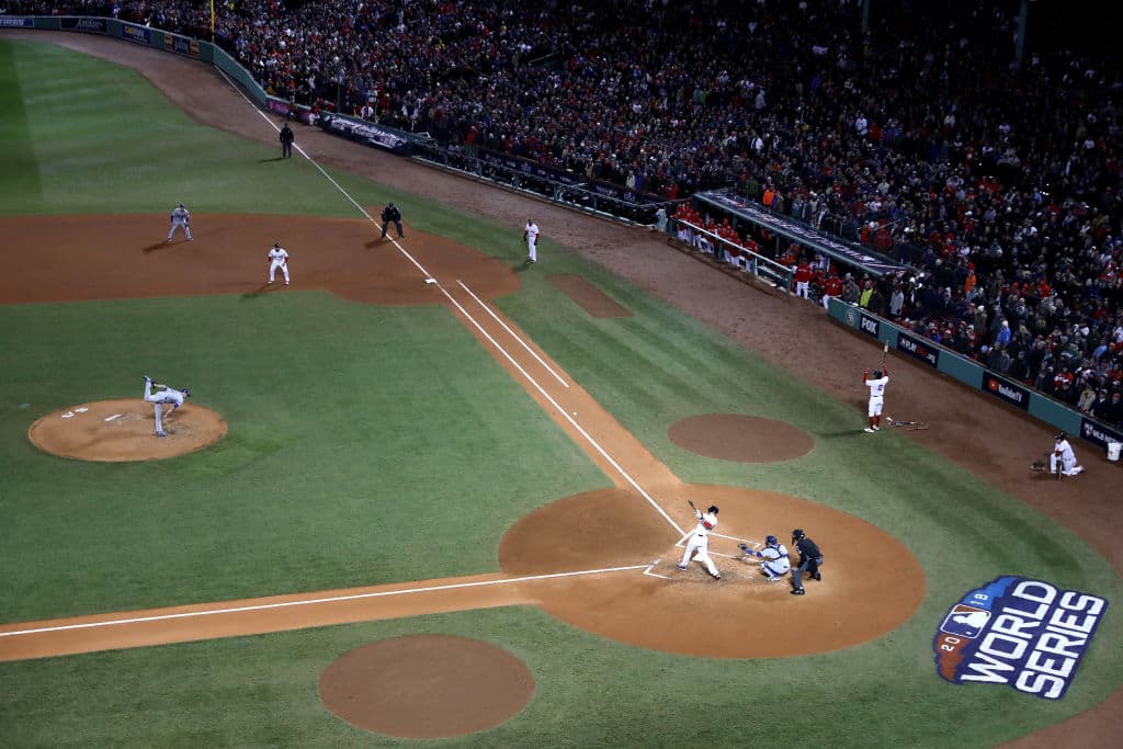 La paciencia de JD Martínez con bases llenas en el quinto inning fue crucial. Su sencillo al derecho impulsó las dos carreras que fueron la diferencia en el juego y que ponen a Boston a medio tramo.