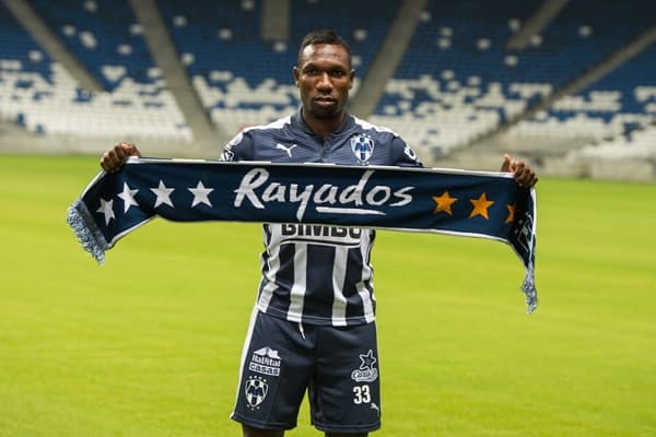 Walter Ayoví: 'Del pasado no se puede vivir'