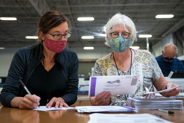 Miles de papeletas por correo están en un limbo en Carolina del Norte