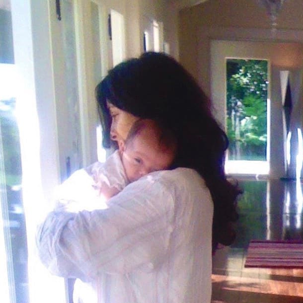 "Valentina, nunca deseé tanto la existencia de alguien como deseé que tú vinieras a mi vida. Gracias por haber llegado hace trece años en un día como este, 'El Día de la Paz', a iluminar nuestras vidas", escribió en su perfil.