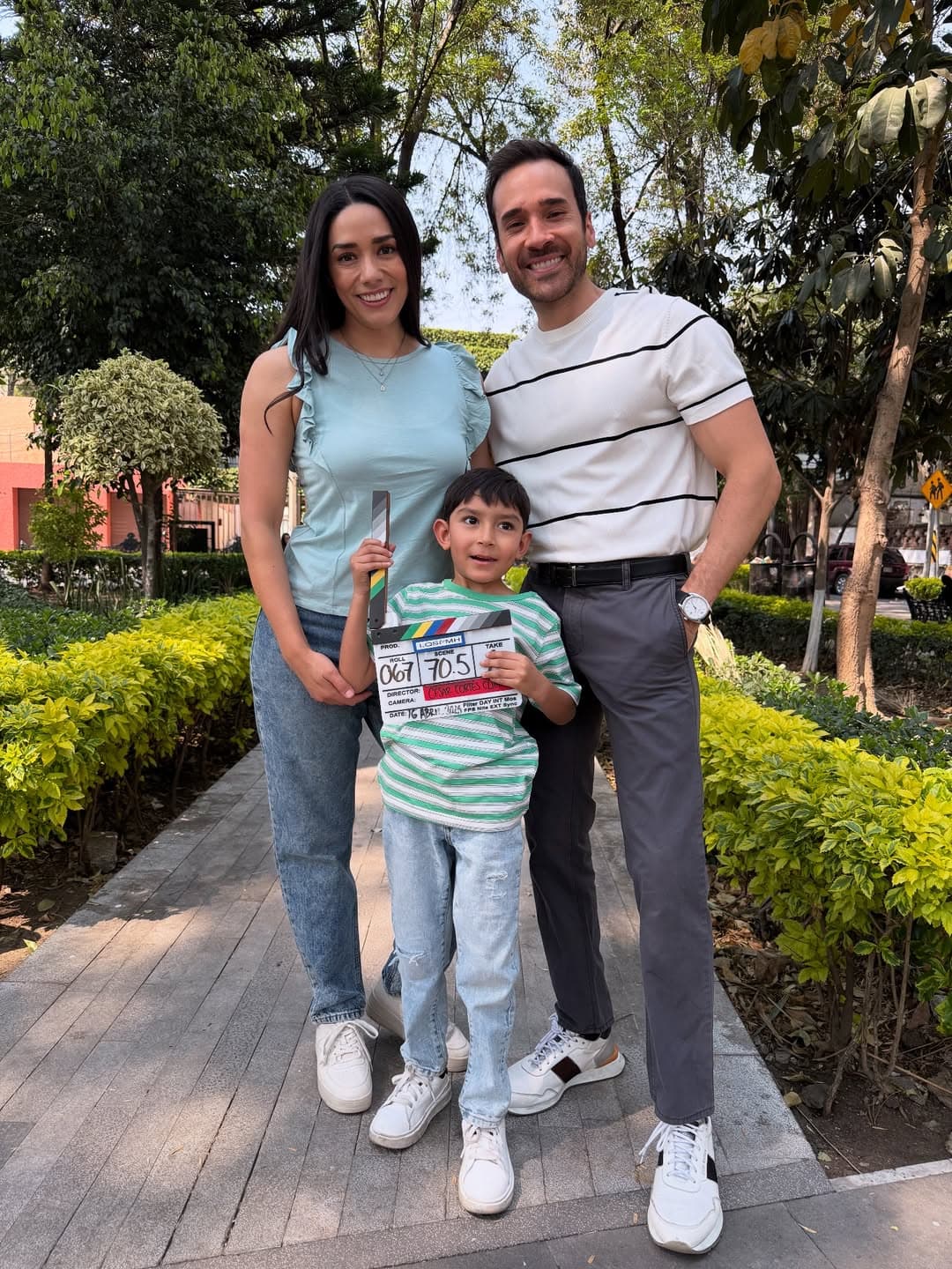 Kate García, Jorge Melo y Paulino Corona, parte del elenco de Mamá, No Me Dejes Morir.