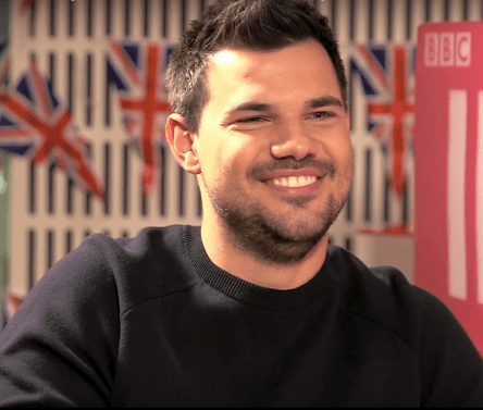 OMG! Taylor ha aumentado algunas libritas.