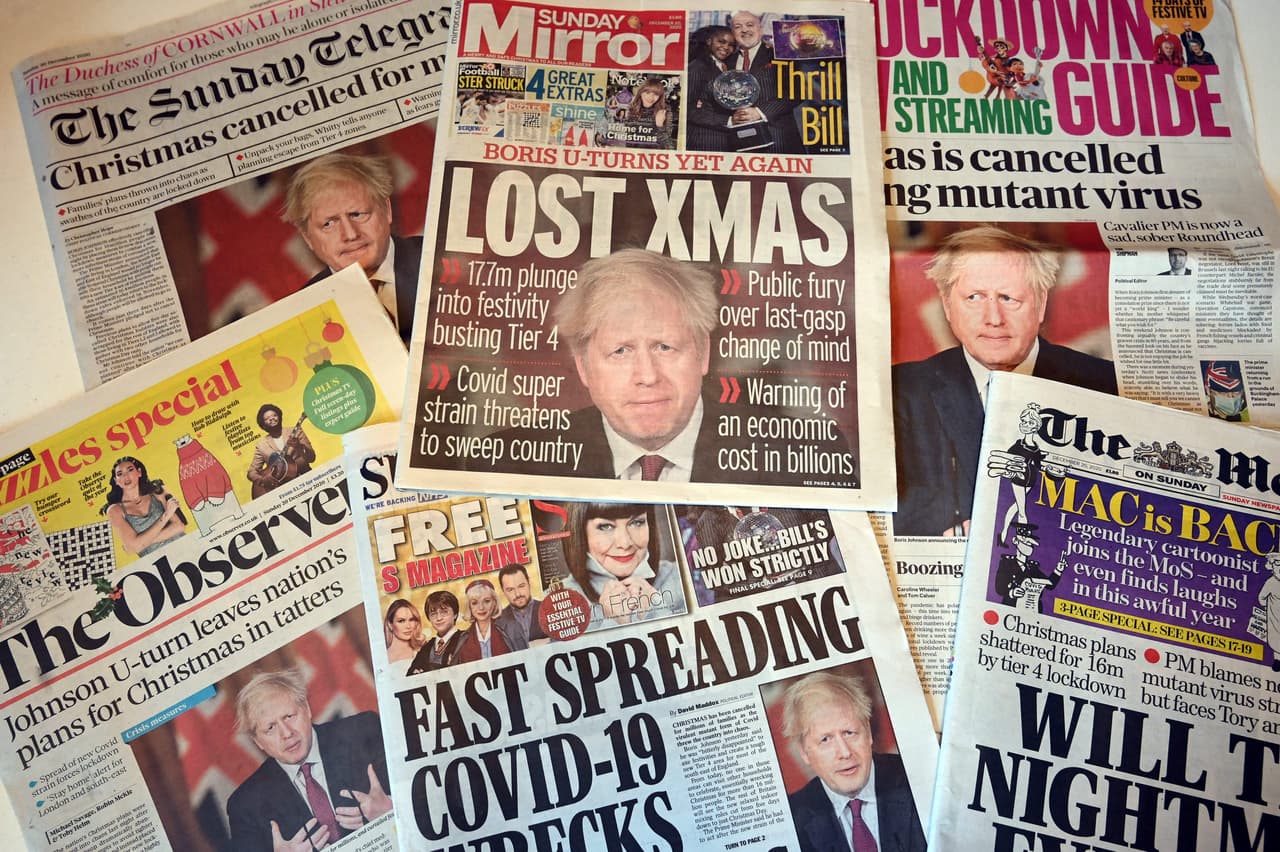 <b>29 de diciembre: primer caso de una nueva variante del coronavirus en Estados Unidos.</b>
<br>
<br>
<a href="https://www.univision.com/noticias/salud/variante-covid-19-coronavirus-reino-unido-estados-unidos"><u>Una nueva cepa, más contagiosa y que se cree comenzó en Reino Unido se registró en Colorado</u></a>, una semana después de que científicos británicos identificaran la variante.
<br>
<br>Los británicos habían pasado la Navidad encerrados en casa, como muestra esta fotografía de la segunda semana de diciembre.